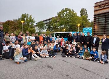 Remise d'un mini bus de la Région au Comité Haute-Savoie Judo